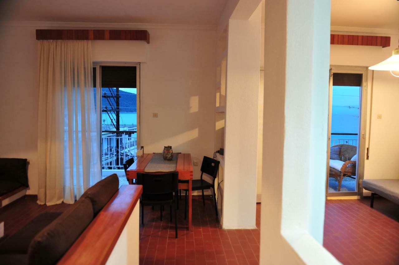 Apartment 99 Nea Peramos  Exterior photo